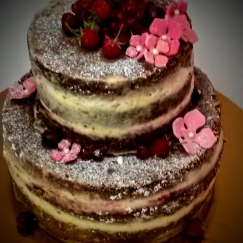 naced cake