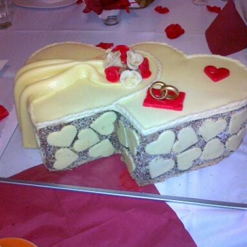 Svadobna torta - dvojsrdce