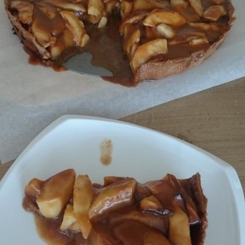 Jablkovo karamelovy tart 
