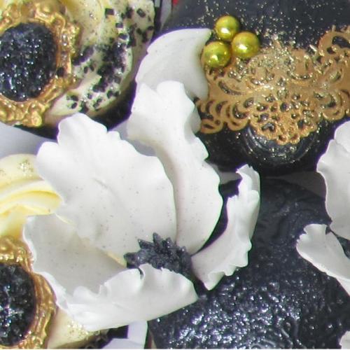cupcakes čierno-zlato-biele - detail