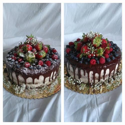 Red velvet s ovocim