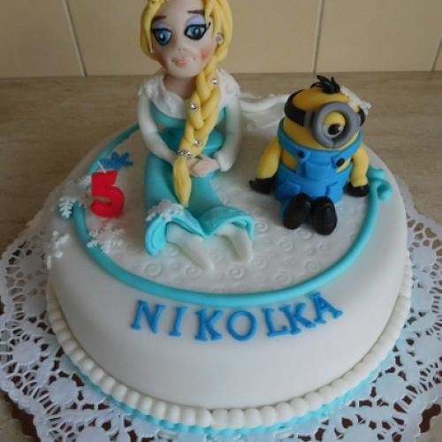 Elsa s mimoňom :D