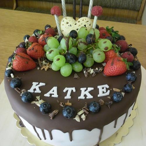 čokotorta-s ovocím