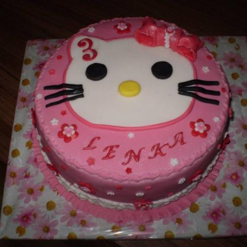 torta s hallo kitty