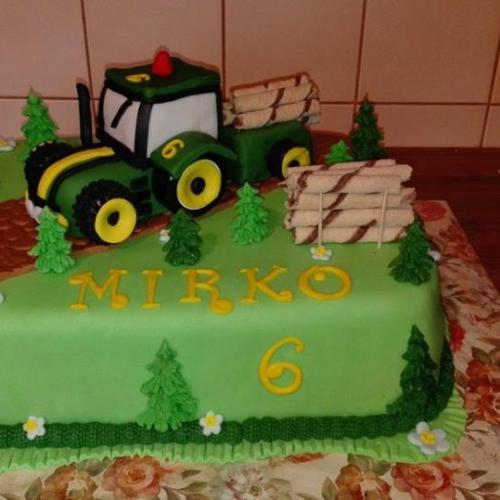 torta s traktorom a vlečkou