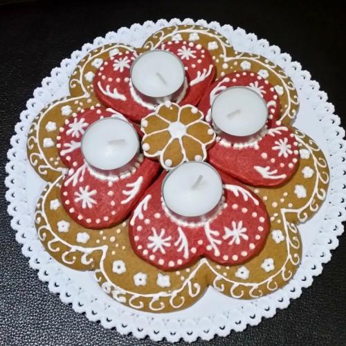 Medovníkový adventný veniec....
