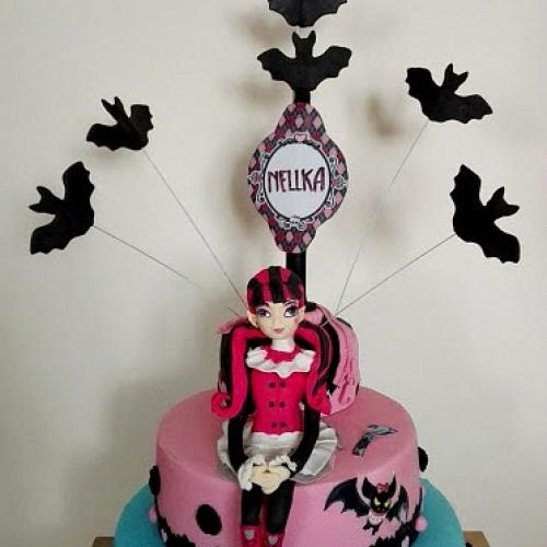 Draculaura