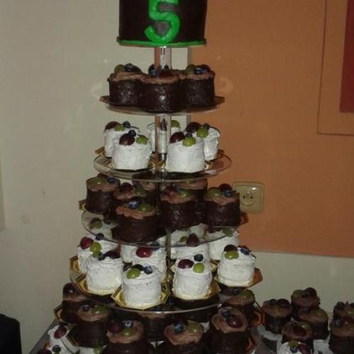 Torta s minitortičkami