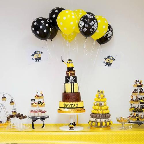 Minions Pirate Party Cake Bar