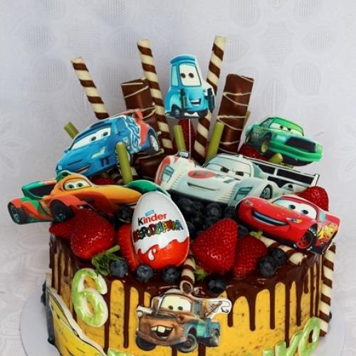 Narodeninová s obľúbenými autíčkami Cars:-)