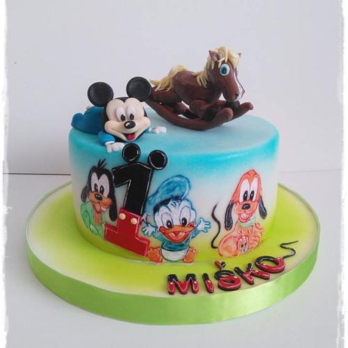Malý Mickey Mouse s maľovanými kamarátmi