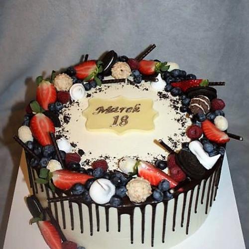 Mega drip torta