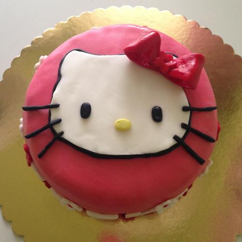 Hello Kitty 