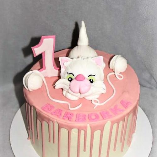 Drip torta s mačičkou