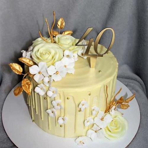 Drip torta s kvetmi