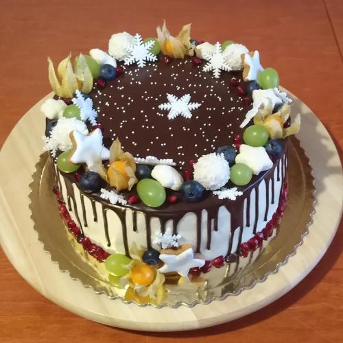 Zimná drip torta