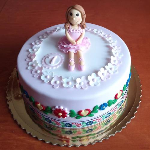 Baletkovsko-folklórna torta 