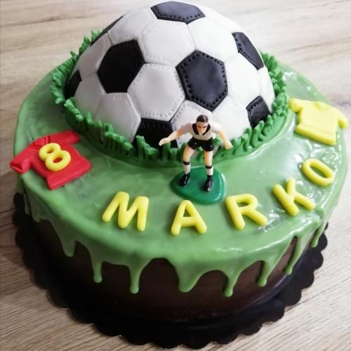 Futbalová drip torta 