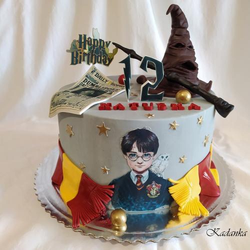 Narodeninové potešenie Harry Potter pre malú Ukrajinku, ktorá s mamkou našla útočište u skvelej rodinky,  Všetko najlepšie Kaťuška
