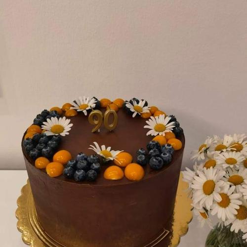 Torta pre dámu v požehnanom veku 