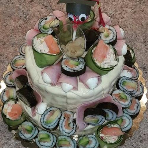 suši torta