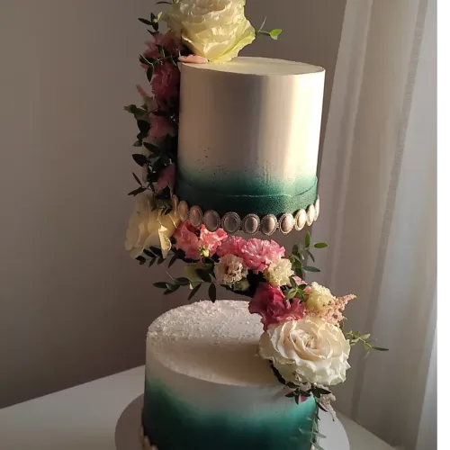 Svadobná, Albi27, torta