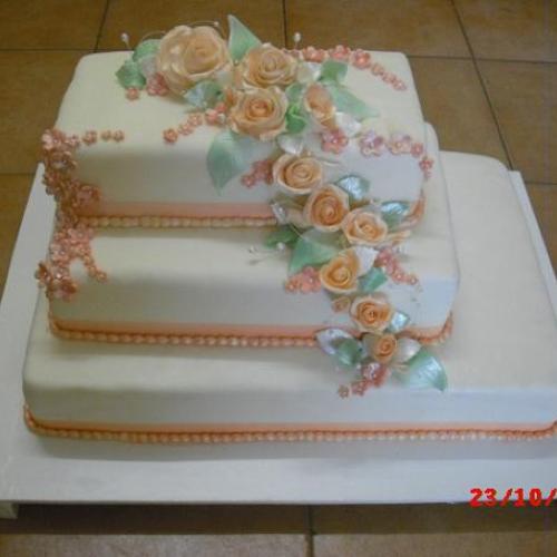 Svadobna torta