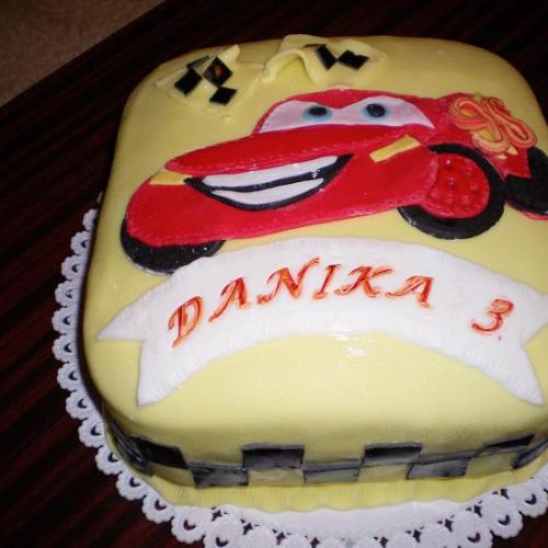 Auto pre Daniku