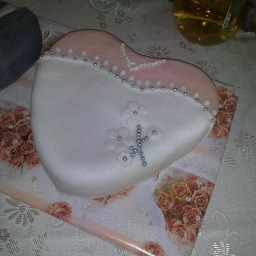 Svadobná torta nevesta