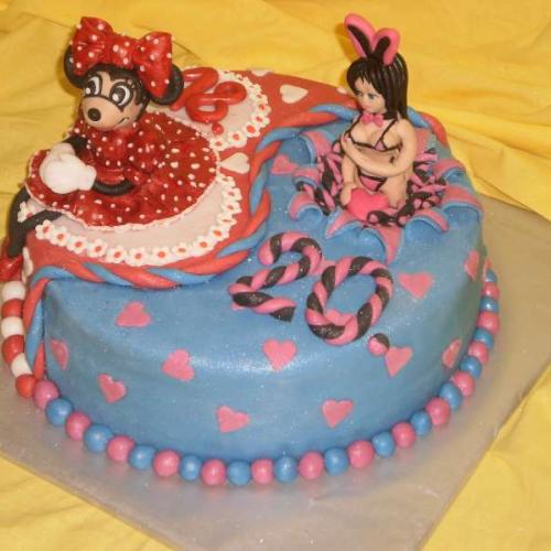 Minnie mause a playboy girls na dvojitú oslavu