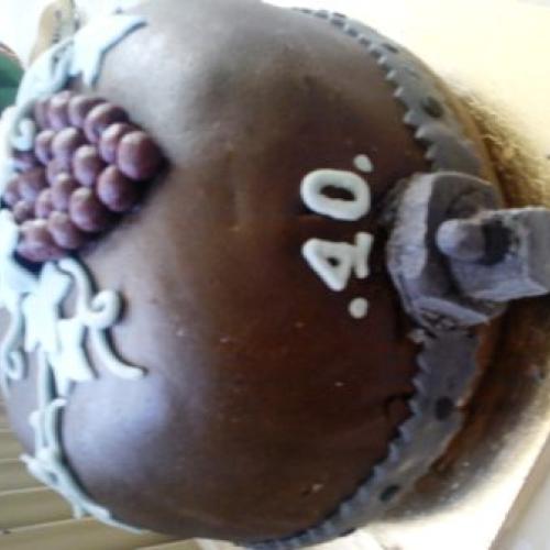 z inej strany torta na 40 .