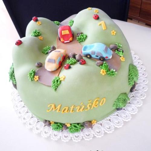 Torta s autíčkami