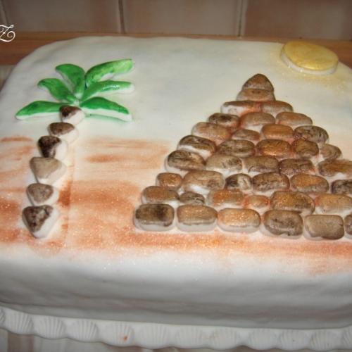 Pyramída