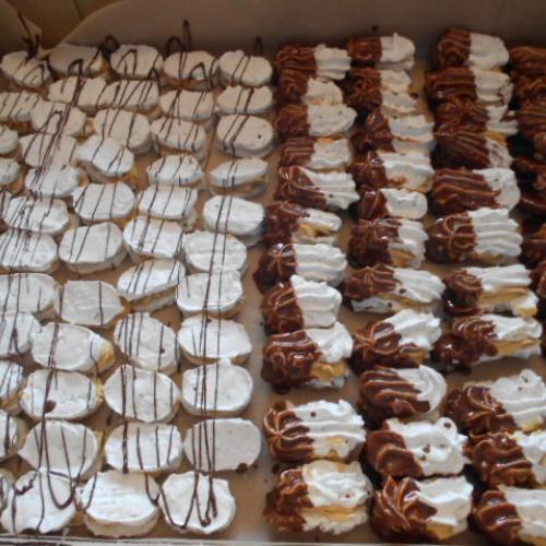 mini laskonky a orechovosnehové tyčinky