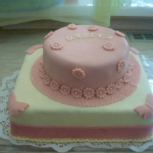 torta s klobučikom