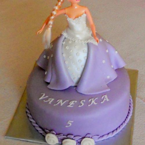Princezná vo fialovom