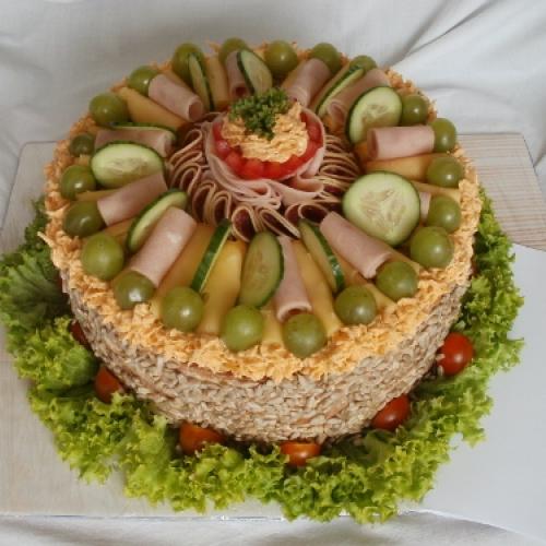 Prva slana torta