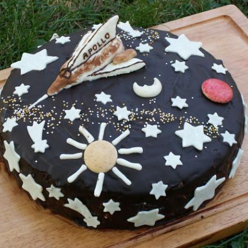 Torta Vesmír