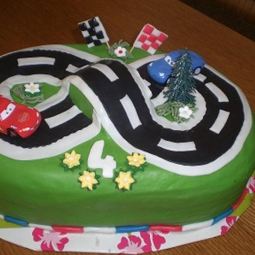 autodráha s autičkami cars