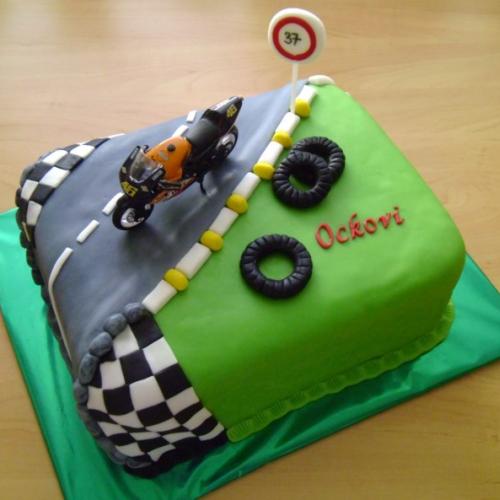 torta s motorkou