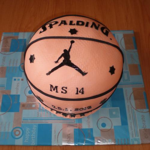 basketbalová lopta