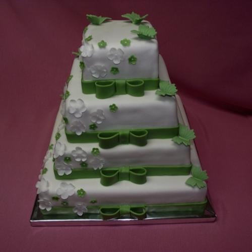 Poschodová torta - svadobná