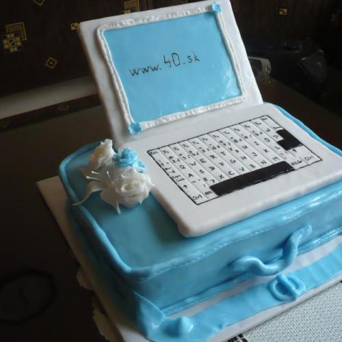 notebook - neplanovana torta, ale za dva dni hotova :-)