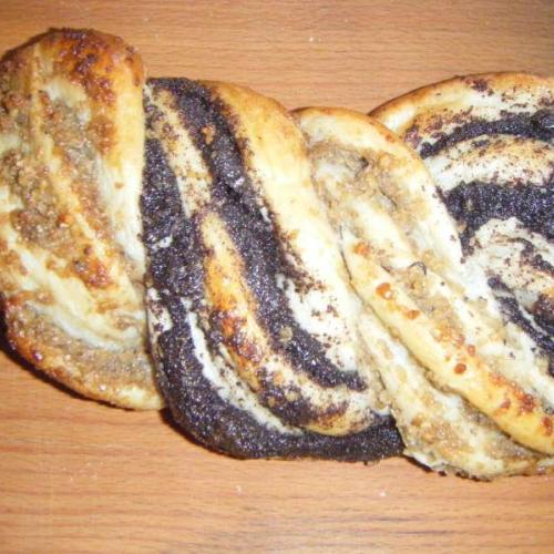 orechovo-makový vrkoč