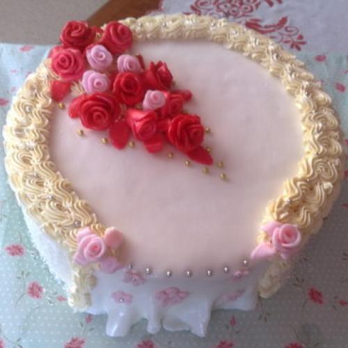 biela torta