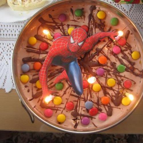 Nepečený smotanový SPIDER-MAN