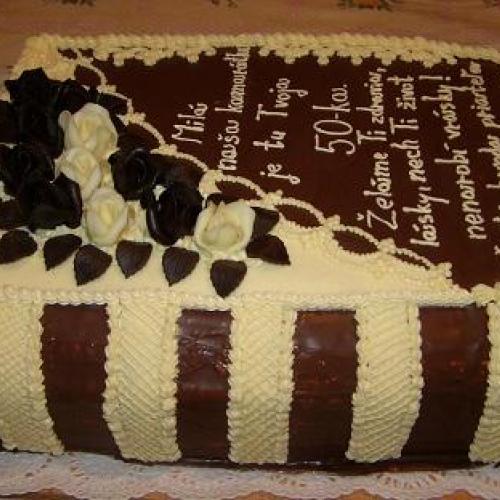 torta kniha z boku