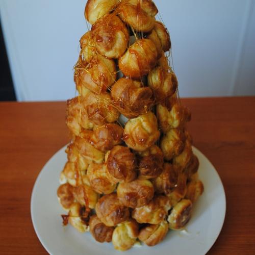 Croquembouche 1
