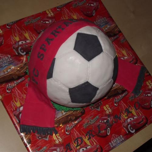 moja prvá futbalová lopta