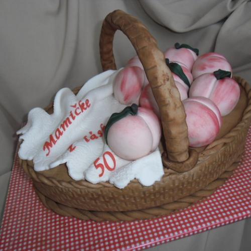 košík s broskynami